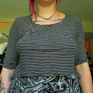 🖤striped top